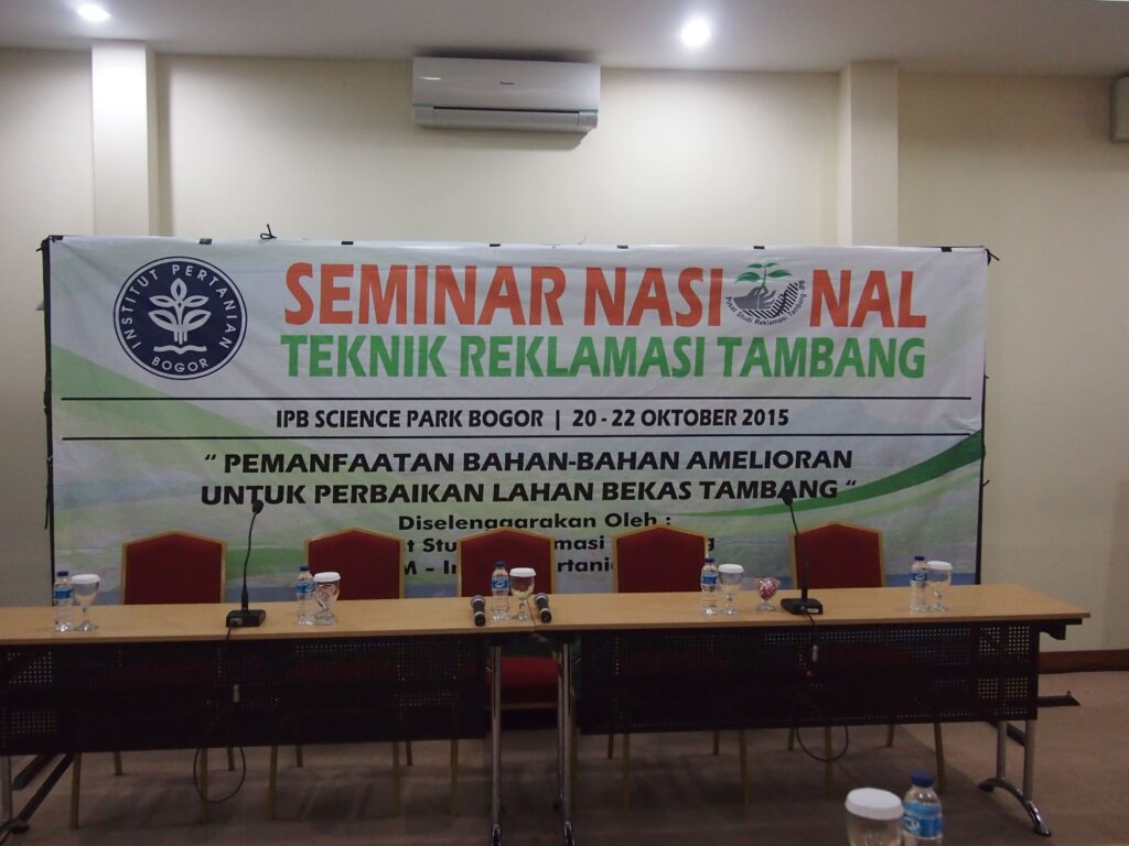 Seminar Nasional Teknik Reklamasi Tambang 2015