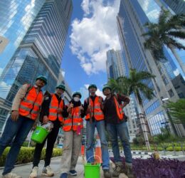 Collaboration between the Center for Mine Reclamation Studies of IPB University and PT Danayasa Arthatama in Land Evaluation Activities at the SCBD Area Park, Jakarta.